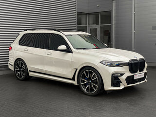 2021 BMW X7 40d I (G07), белый, 7290000 рублей, вид 3