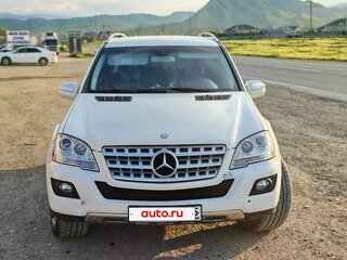 2008 Mercedes-Benz M-Класс 350 II (W164) Рестайлинг, белый, 1250000 рублей, вид 3