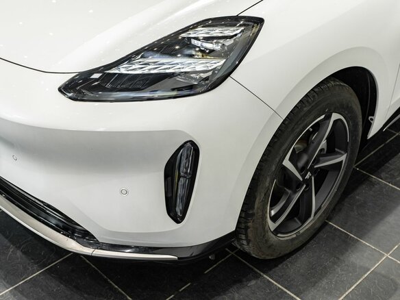 2026 GAC Hyptec HT, белый - вид 3