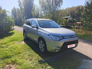 2013 Mitsubishi Outlander III, серый, 1600000 рублей, вид 2