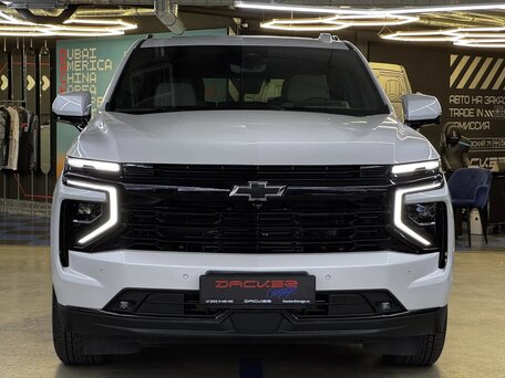 2025 Chevrolet Tahoe V Рестайлинг, белый, 12350000 рублей, вид 3