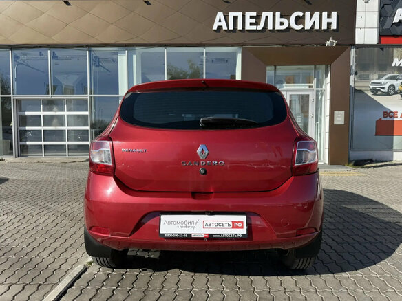 2014 Renault Sandero II, красный - вид 16