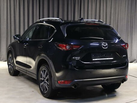 2017 Mazda CX-5 II, чёрный, 1949000 рублей, вид 4