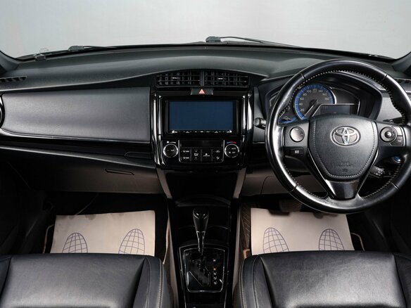 2017 Toyota Corolla Fielder XI (E160, E170, E180) Рестайлинг 1, чёрный - вид 11