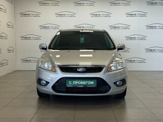 2011 Ford Focus II Рестайлинг, серебристый, 765000 рублей, вид 3