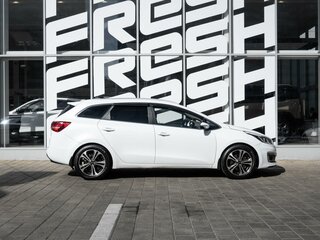 2018 Kia Ceed II Рестайлинг, белый, 1288000 рублей, вид 5