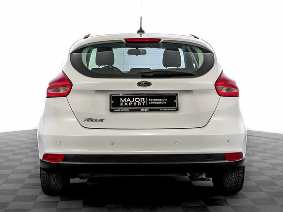 2018 Ford Focus III Рестайлинг, белый, 1180000 рублей - вид 5