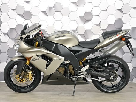2005 Kawasaki ZX-10R Ninja, серый, 699000 рублей, вид 4
