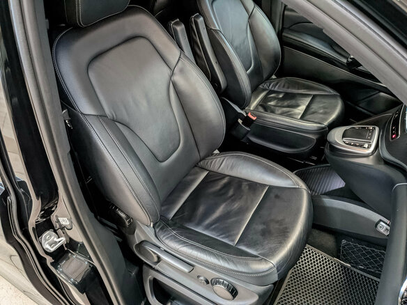 2021 Mercedes-Benz V-Класс 250 d компактный III (W447) Рестайлинг, чёрный - вид 23