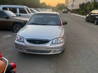 2004 Hyundai Accent ТагАЗ II, серебристый, 430000 рублей, вид 1