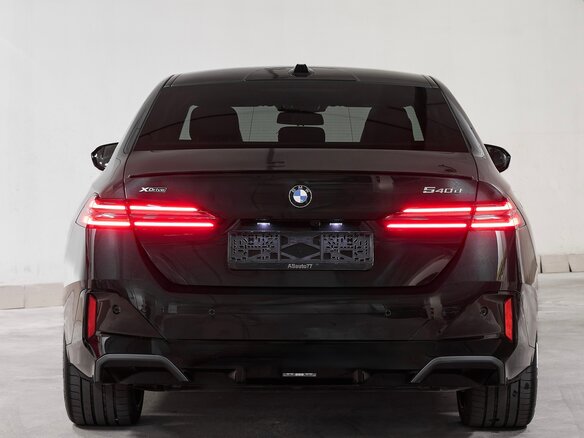 2025 BMW 5 серии 540d xDrive VIII (G60/G61/G68), чёрный, 13145000 рублей - вид 36