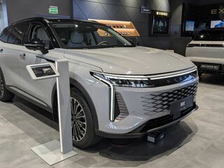 2025 Exeed RX, серый, 5629800 рублей, вид 2