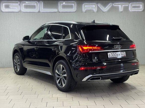 2022 Audi Q5 45 TFSI II (FY) Рестайлинг, чёрный, 3700000 рублей - вид 7
