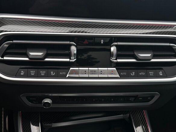 2020 BMW X5 M III (F95), белый, 8100000 рублей - вид 27