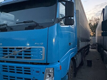 2011 Volvo FH, синий, 5300000 рублей, вид 3