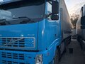 2011 Volvo FH, синий, 5300000 рублей - вид 2