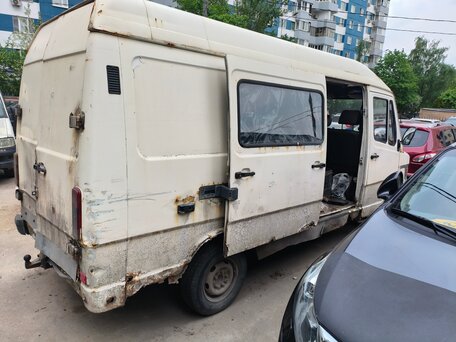 1990 Mercedes-Benz T2, белый, 125000 рублей, вид 3