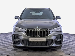 2021 BMW X1 20i xDrive II (F48) Рестайлинг, серый, 3880000 рублей, вид 2