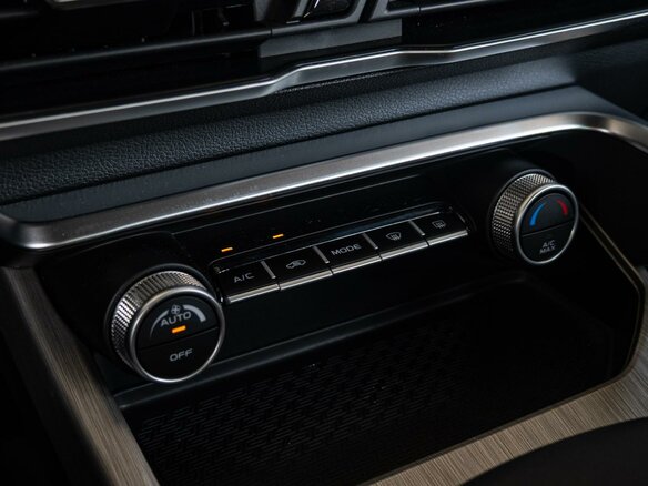 2023 Geely Coolray I, серый - вид 14