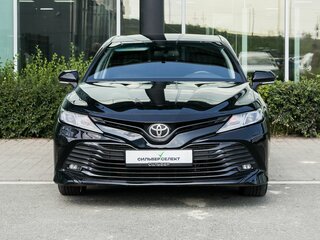 2018 Toyota Camry VIII (XV70), чёрный, 1980000 рублей, вид 3