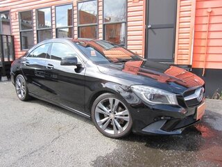 2013 Mercedes-Benz CLA 180 I (C117, X117), чёрный, 1100000 рублей, вид 3