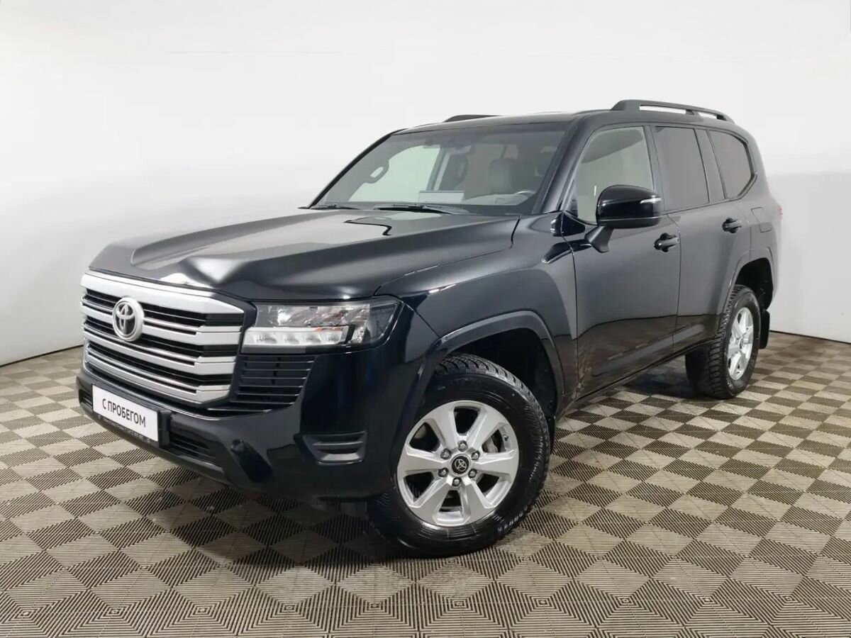 Открыть фотографии: Toyota Land Cruiser 300 Series