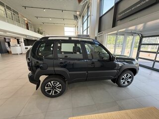 2026 Lada (ВАЗ) Niva Travel I Рестайлинг, зелёный, 1717000 рублей, вид 4