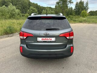 2014 Kia Sorento II Рестайлинг, зелёный, 1650000 рублей, вид 5