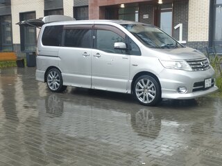 2010 Nissan Serena III (C25), серебристый, 1000000 рублей, вид 1