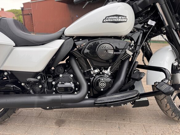 2024 Harley-Davidson Street Glide, белый, 2750000 рублей - вид 11