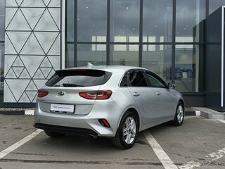 2018 Kia Ceed III, серебристый, 1689000 рублей, вид 5