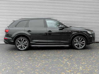 2023 Audi Q7 50 TDI II (4M) Рестайлинг, чёрный, 8650000 рублей, вид 4