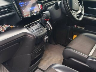 2021 Honda Stepwgn Spada V Рестайлинг, чёрный, 2649999 рублей, вид 5