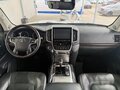 2015 Toyota Land Cruiser 200 Series Рестайлинг 2, белый - вид 9