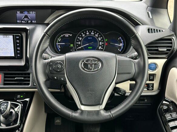 2021 Toyota Noah III (R80) Рестайлинг, белый, 1699000 рублей - вид 15