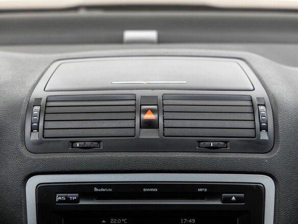 2012 Skoda Octavia II (A5) Рестайлинг, чёрный - вид 20