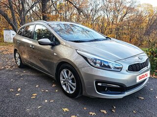 2016 Kia Ceed II Рестайлинг, серебристый, 950000 рублей, вид 5