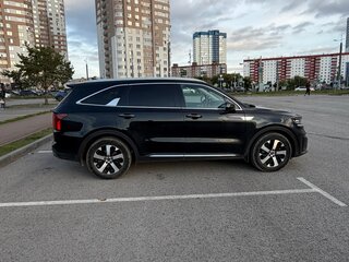 2021 Kia Sorento IV, чёрный, 3500000 рублей, вид 2