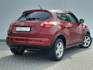 2011 Nissan Juke I, красный, 949000 рублей, вид 4
