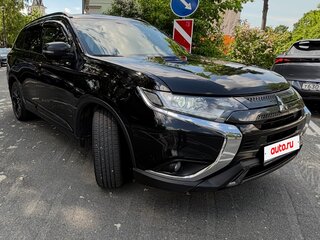 2021 Mitsubishi Outlander III Рестайлинг 3, чёрный, 2250000 рублей, вид 1