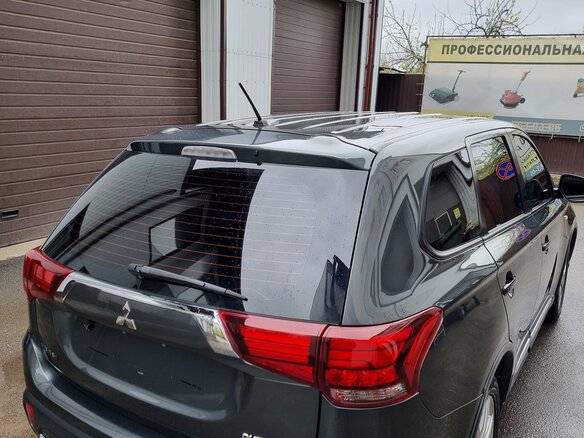 2016 Mitsubishi Outlander III Рестайлинг 2, серый, 1595000 рублей - вид 16