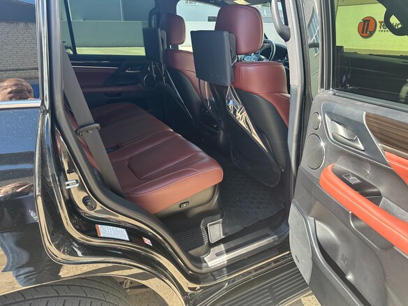 2019 Lexus LX 570 III Рестайлинг 2, чёрный, 7950000 рублей - вид 10