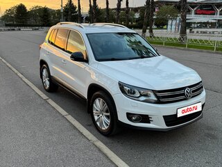 2013 Volkswagen Tiguan I Рестайлинг, белый, 1600000 рублей, вид 2