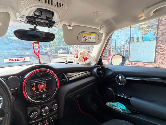 2019 Mini Hatch Cooper III (F55/F56) Рестайлинг, серый, 1750000 рублей - вид 13