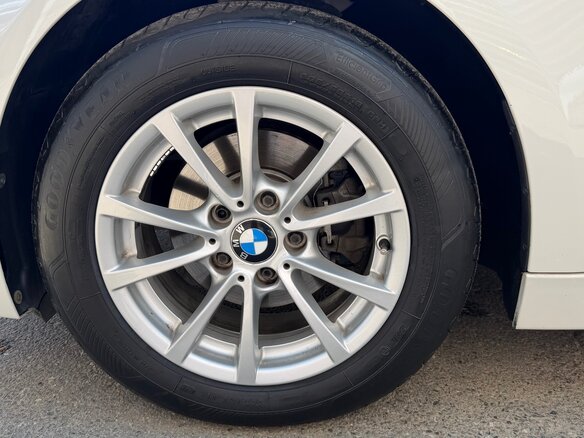 2015 BMW 3 серии 320i VI (F3x), белый, 2000000 рублей - вид 12