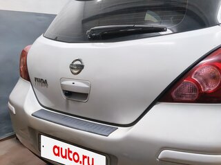 2010 Nissan Tiida I, белый, 700000 рублей, вид 3