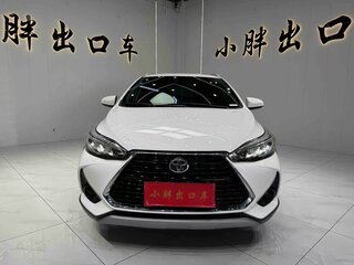 2022 Toyota Yaris Cross I, белый, 1299000 рублей, вид 3