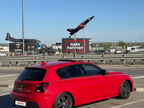 2011 BMW 1 серии 120d II (F20/F21), красный, 2450000 рублей - вид 17