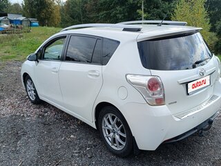 2013 Toyota Verso I Рестайлинг, белый, 1350000 рублей, вид 4