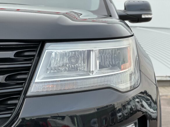 2017 Ford Explorer V Рестайлинг, чёрный, 2200000 рублей - вид 3